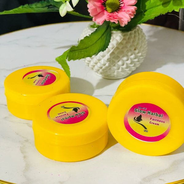 Glow Harbal Fairness Cream